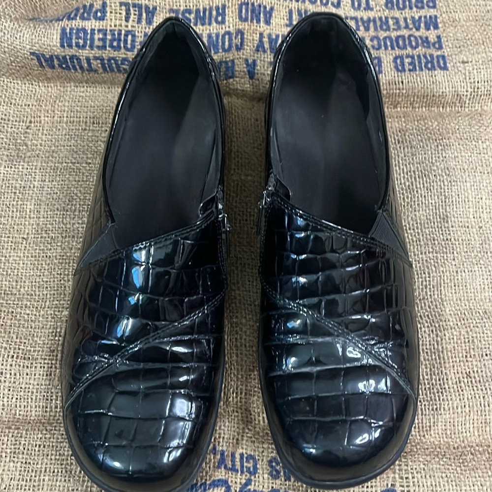 Clark’s women’s loafer size 9
